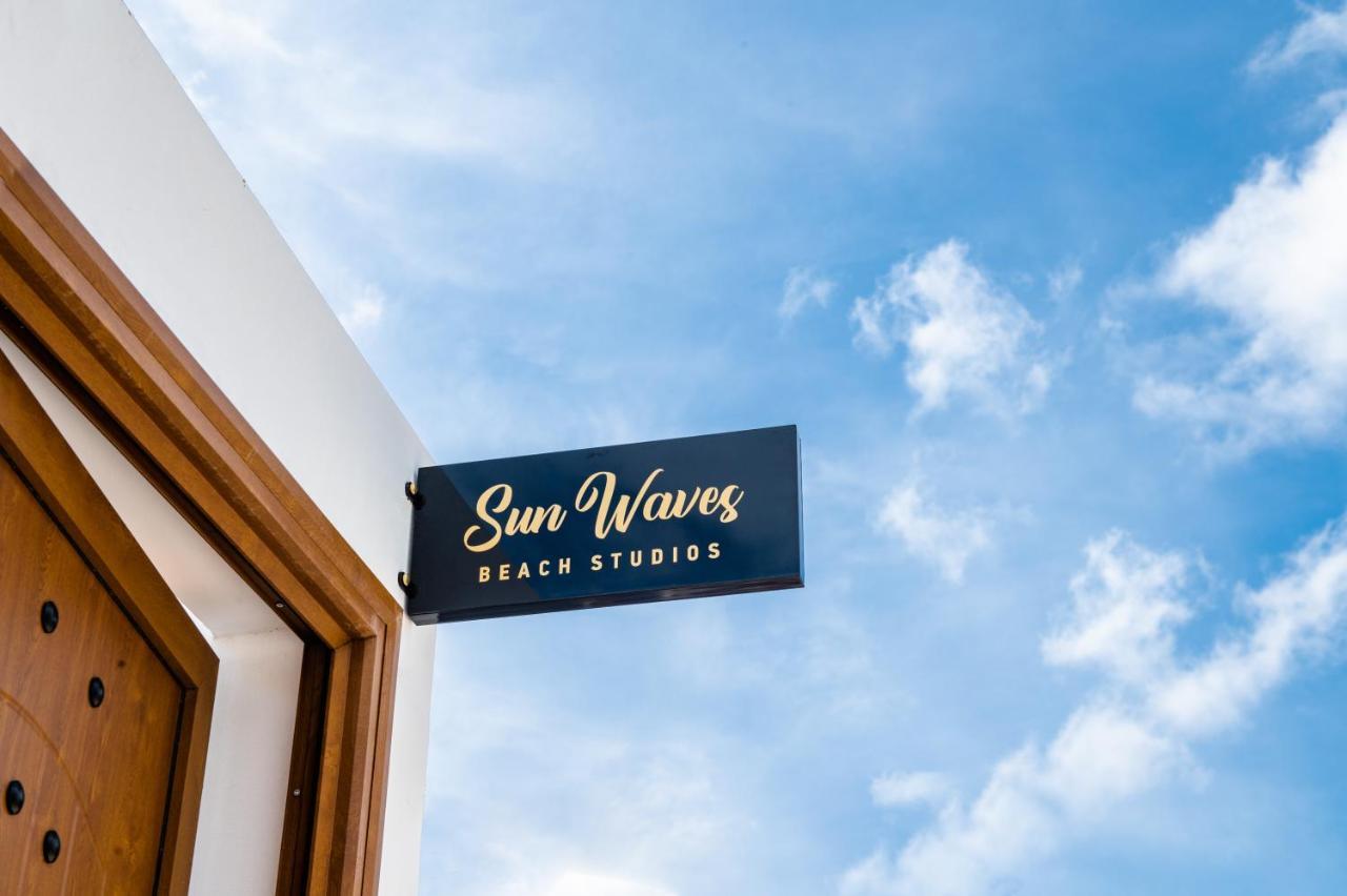 Sunwaves Beach Studio I Ialysós Eksteriør bilde
